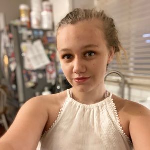 Meet your Posher, Skylar